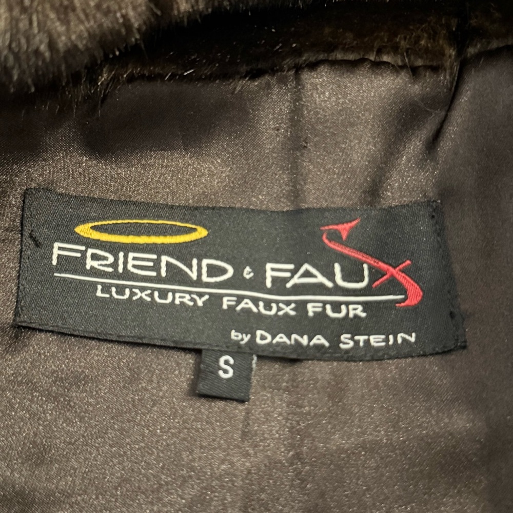 Dana Stein Friend and Fau Luxury Faux Fur Vest SMALL - Picture 12 of 12